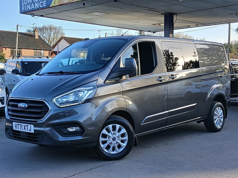 Ford 2.0 320 EcoBlue Limited Crew Van Double Cab 5dr Diesel Manual L2 H1 Euro 6 (s/s) (6 Seat) (130 ps)