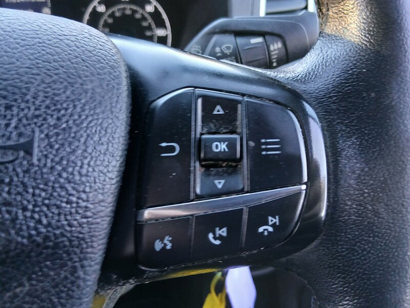 Ford 2.0 320 EcoBlue Limited Crew Van Double Cab 5dr Diesel Manual L2 H1 Euro 6 (s/s) (6 Seat) (130 ps)