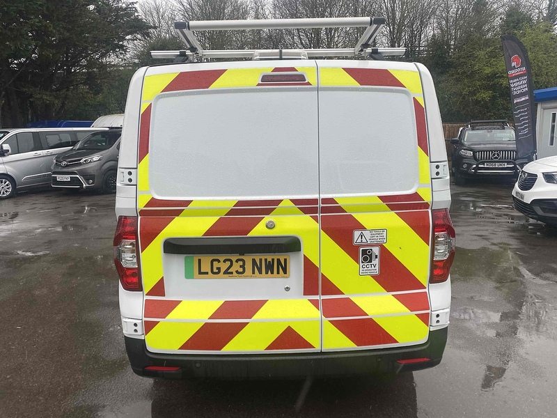 MAXUS 50.23kWh Panel Van 5dr Electric Auto FWD L1 (122 ps)