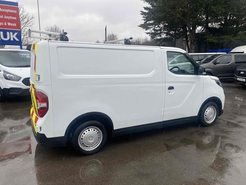 MAXUS 50.23kWh Panel Van 5dr Electric Auto FWD L1 (122 ps)