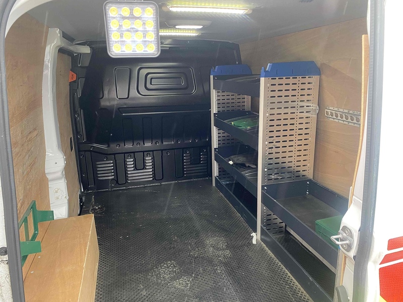 MAXUS 50.23kWh Panel Van 5dr Electric Auto FWD L1 (122 ps)