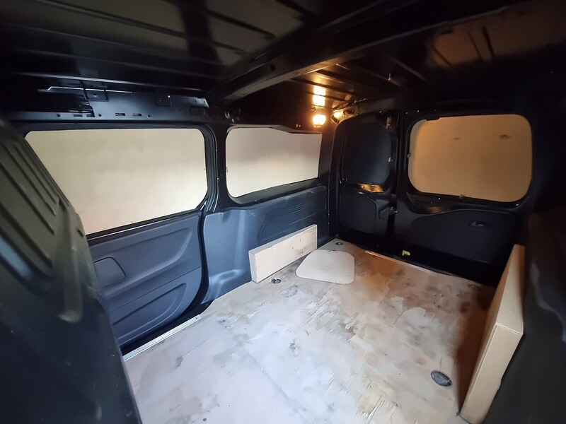 Vauxhall 1.5 Turbo D 2300 Sportive Panel Van 4dr Diesel Manual L2 H1 Euro 6 (s/s) (100 ps)
