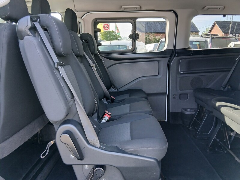 Ford 2.0 320 EcoBlue Zetec Minibus Double Cab 5dr Diesel Manual L2 Euro 6 (s/s) (130 ps)