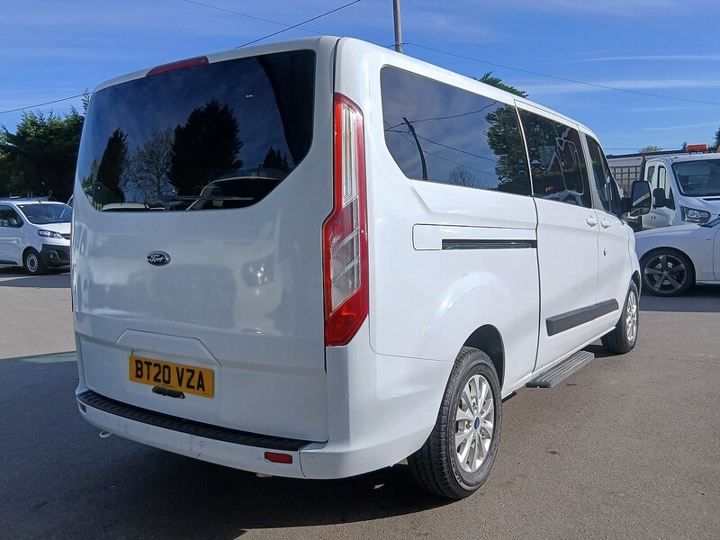 Ford 2.0 320 EcoBlue Zetec Minibus Double Cab 5dr Diesel Manual L2 Euro 6 (s/s) (130 ps)
