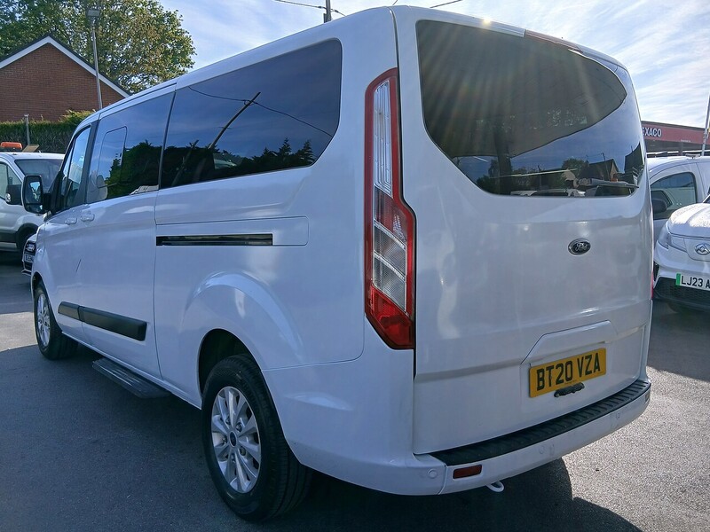 Ford 2.0 320 EcoBlue Zetec Minibus Double Cab 5dr Diesel Manual L2 Euro 6 (s/s) (130 ps)
