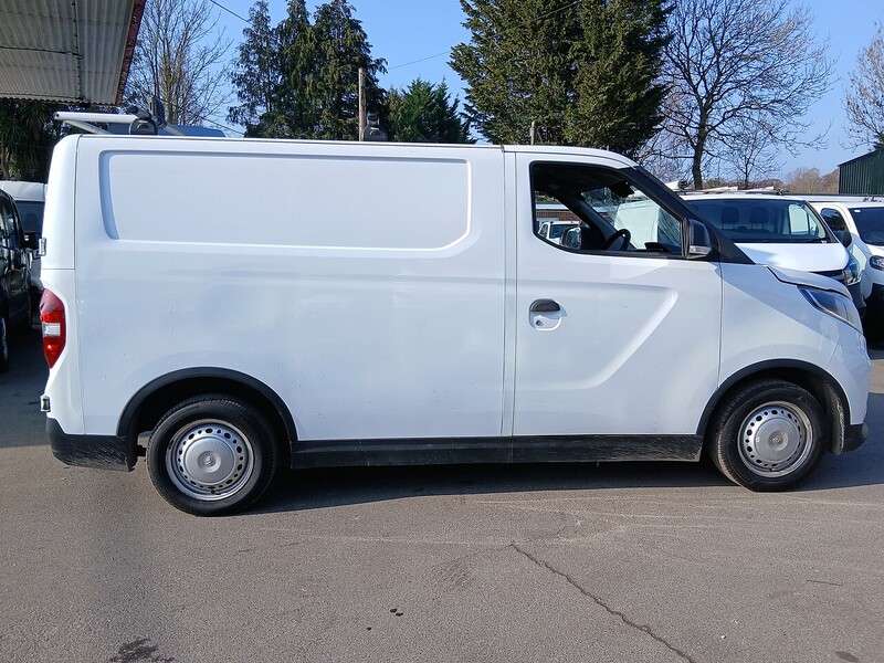 MAXUS 50.23kWh Panel Van 5dr Electric Auto FWD L1 (122 ps)