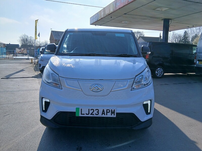 MAXUS 50.23kWh Panel Van 5dr Electric Auto FWD L1 (122 ps)