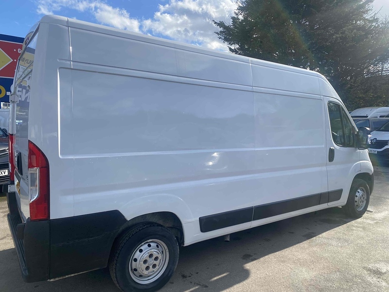 Peugeot 2.2 BlueHDi 335 Professional Panel Van 5dr Diesel Manual L3 H2 Euro 6 (s/s) (140 ps)