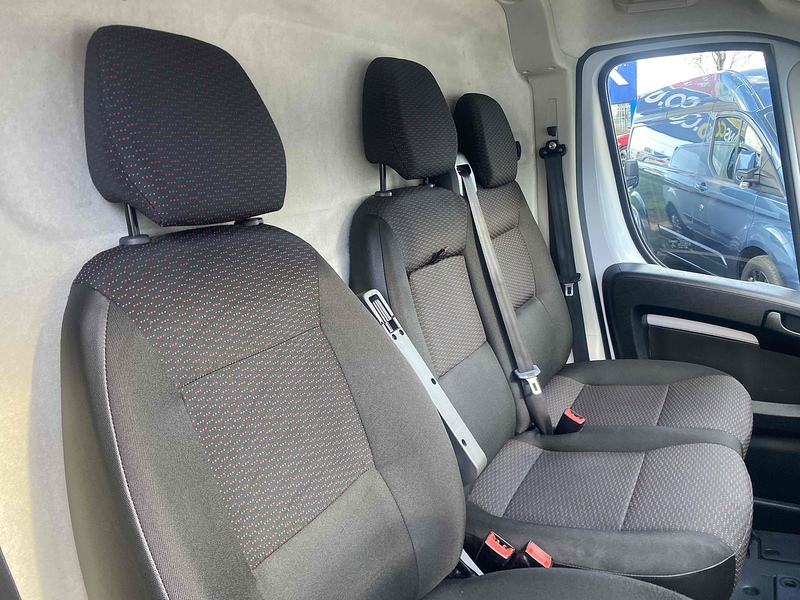 Peugeot 2.2 BlueHDi 335 Professional Panel Van 5dr Diesel Manual L3 H2 Euro 6 (s/s) (140 ps)