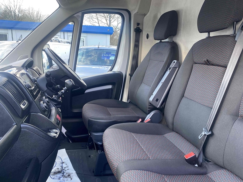 Peugeot 2.2 BlueHDi 335 Professional Panel Van 5dr Diesel Manual L3 H2 Euro 6 (s/s) (140 ps)