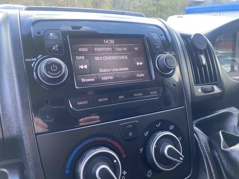 Peugeot 2.2 BlueHDi 335 Professional Panel Van 5dr Diesel Manual L3 H2 Euro 6 (s/s) (140 ps)