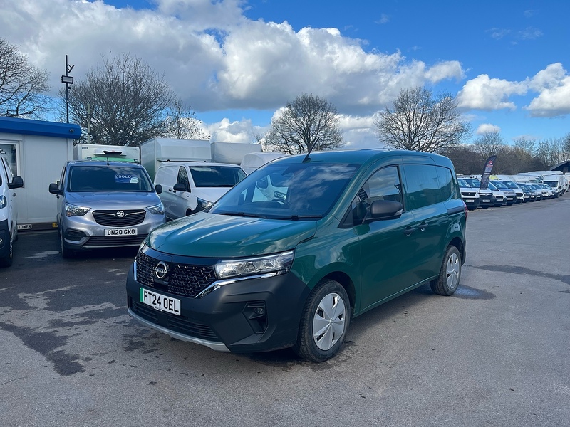 Nissan 45kWh Acenta Panel Van 6dr Electric Auto L1 (122 ps)