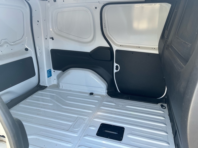 Nissan 45kWh Acenta Panel Van 6dr Electric Auto L1 (122 ps)