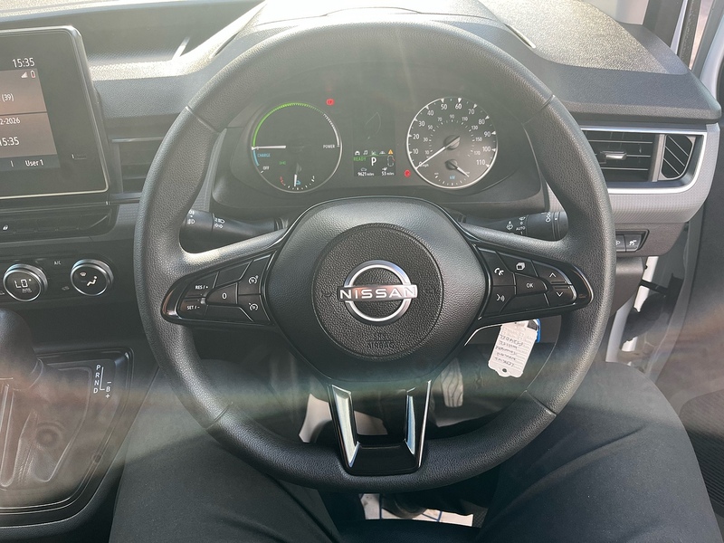 Nissan 45kWh Acenta Panel Van 6dr Electric Auto L1 (122 ps)