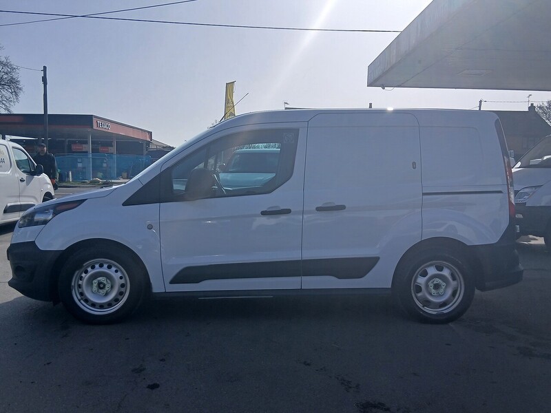 Ford 1.5 TDCi 220 Panel Van 5dr Diesel Manual L1 H1 (120 g/km, 74 bhp)