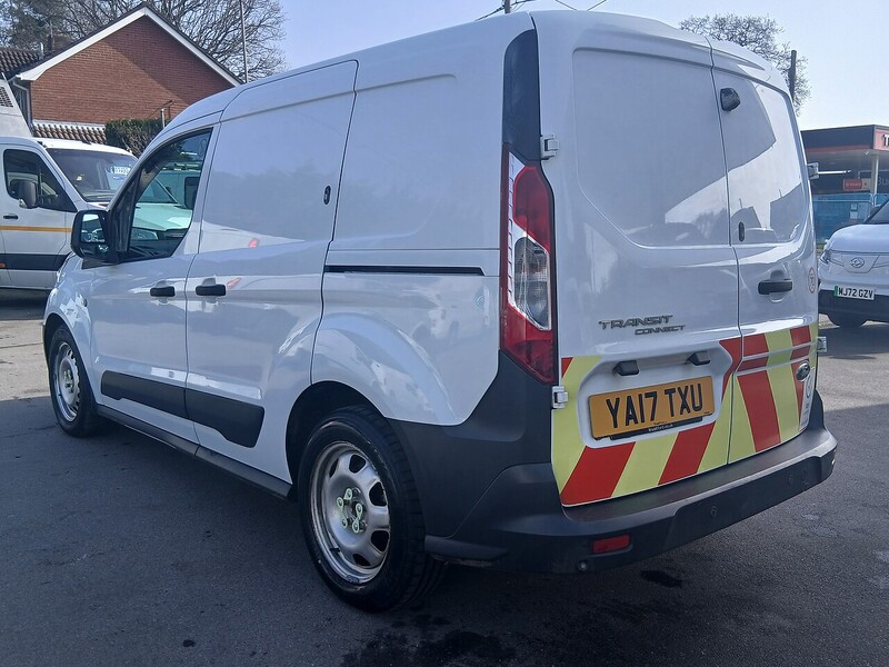 Ford 1.5 TDCi 220 Panel Van 5dr Diesel Manual L1 H1 (120 g/km, 74 bhp)