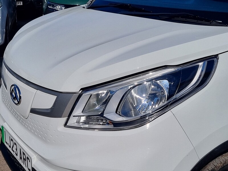 MAXUS 50.23kWh Panel Van 5dr Electric Auto FWD L1 (122 ps)