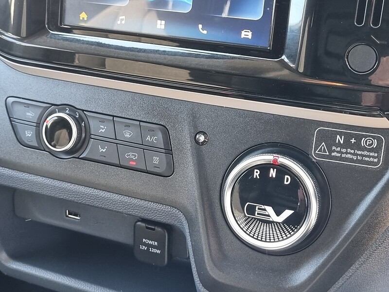 MAXUS 50.23kWh Panel Van 5dr Electric Auto FWD L1 (122 ps)