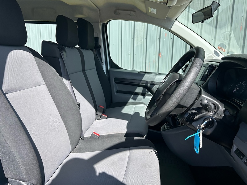 Vauxhall MPV 0.0 Diesel