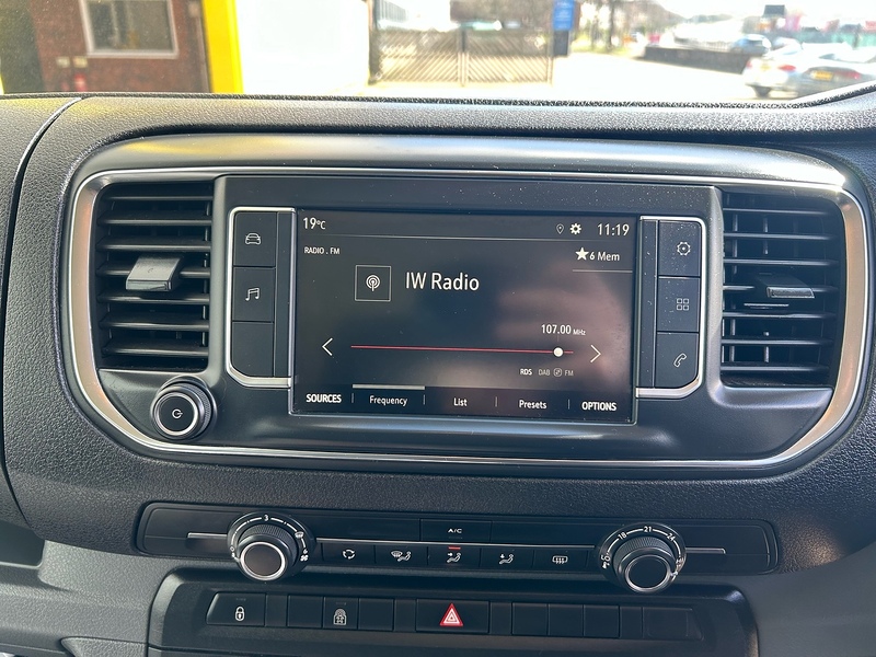 Vauxhall MPV 0.0 Diesel
