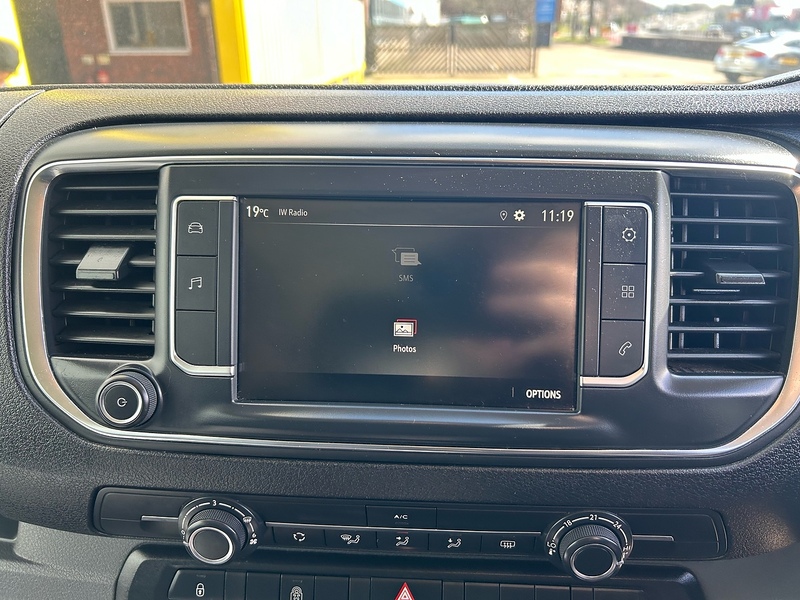 Vauxhall MPV 0.0 Diesel