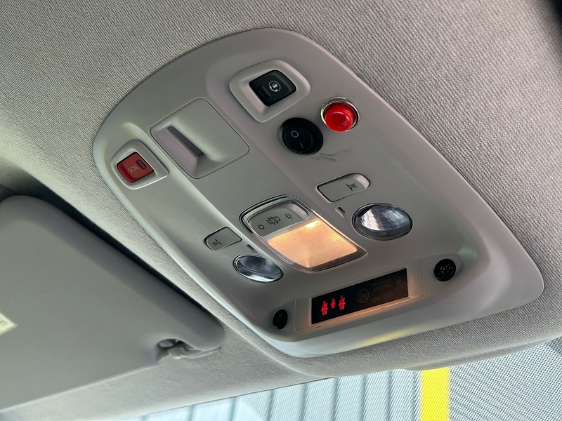 Vauxhall MPV 0.0 Diesel