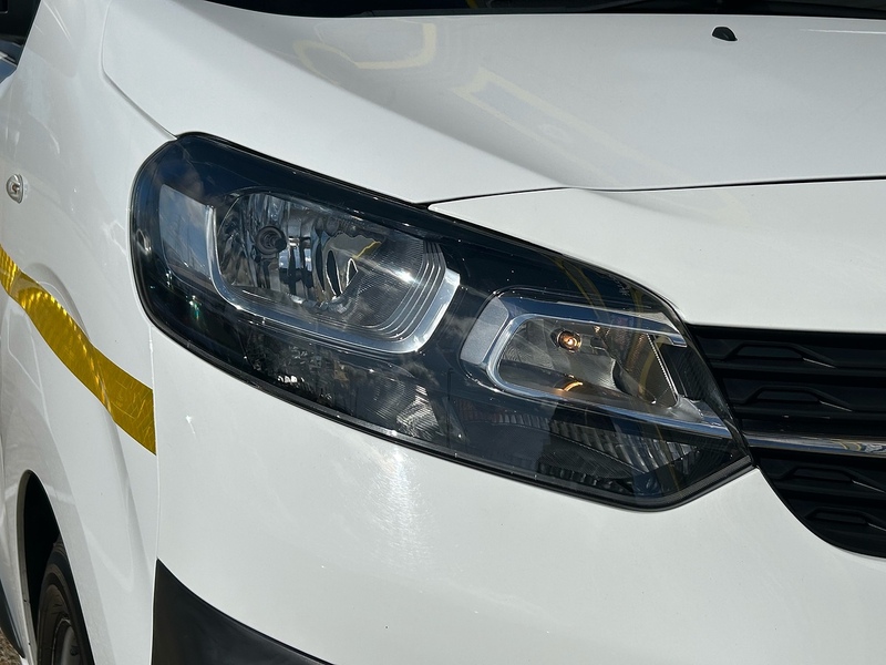 Vauxhall MPV 0.0 Diesel