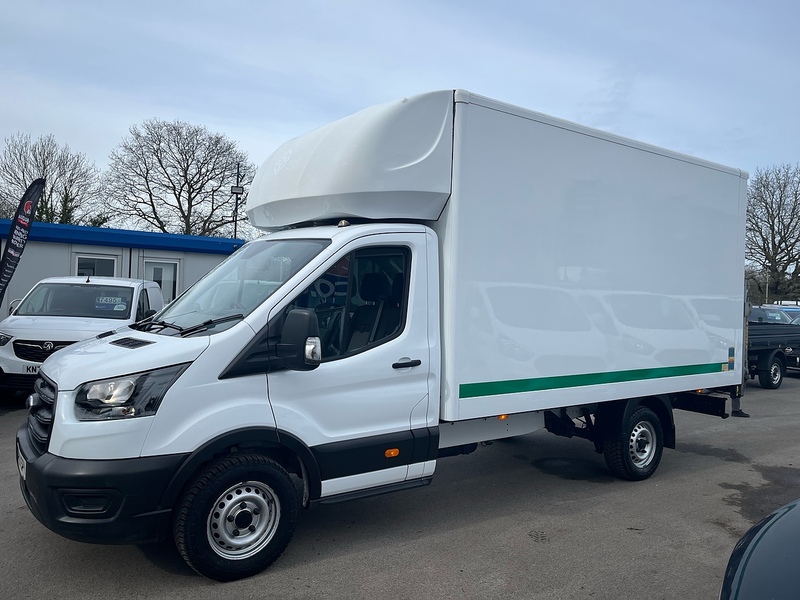 Ford 2.0 350 EcoBlue Leader Chassis Cab 2dr Diesel Manual FWD L4 Euro 6 (s/s) (130 ps)