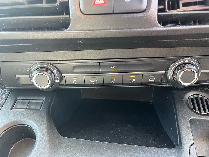 Peugeot 1.5 BlueHDi 1000 Professional Premium + Standard Panel Van 5dr Diesel Manual SWB Euro 6 (s/s) (100 bhp)