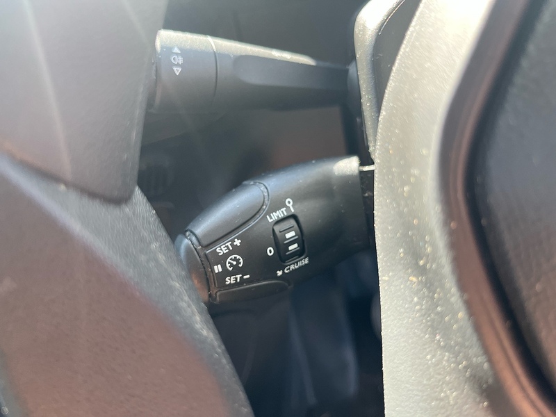 Peugeot 1.5 BlueHDi 1000 Professional Premium + Standard Panel Van 5dr Diesel Manual SWB Euro 6 (s/s) (100 bhp)