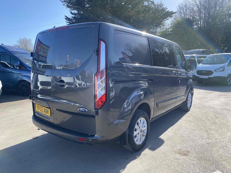 Ford 2.0 320 EcoBlue Limited Crew Van Double Cab 5dr Diesel Manual L1 H1 Euro 6 (s/s) (130 ps)