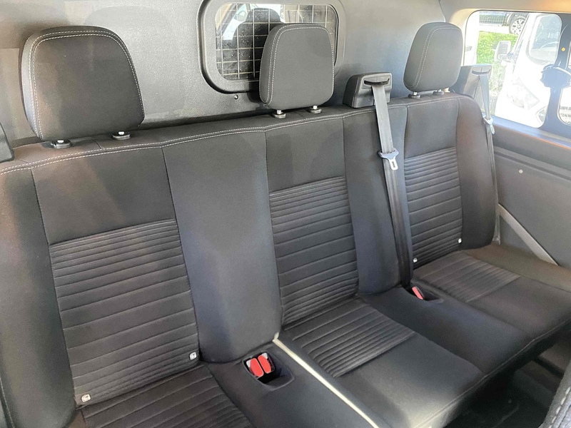 Ford 2.0 320 EcoBlue Limited Crew Van Double Cab 5dr Diesel Manual L1 H1 Euro 6 (s/s) (130 ps)