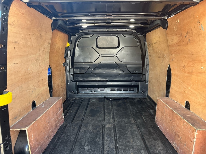 Ford 2.0 280 EcoBlue Limited Panel Van 5dr Diesel Manual L1 H1 Euro 6 (s/s) (130 ps)