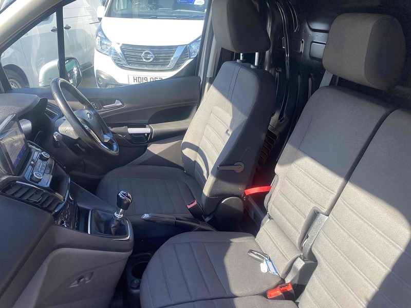 Ford 1.5 240 EcoBlue Limited Panel Van 5dr Diesel Manual L1 Euro 6 (s/s) (100 ps)