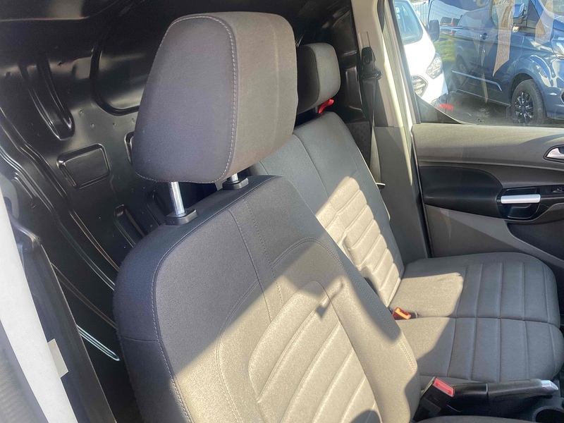 Ford 1.5 240 EcoBlue Limited Panel Van 5dr Diesel Manual L1 Euro 6 (s/s) (100 ps)