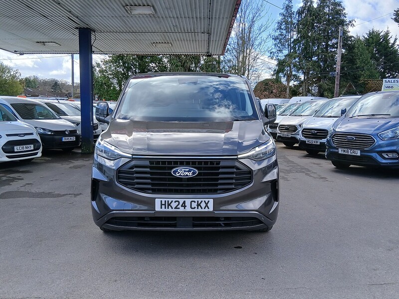 Ford 2.0 300 EcoBlue Limited Panel Van 5dr Diesel Manual L2 H1 Euro 6 (s/s) (136 ps)