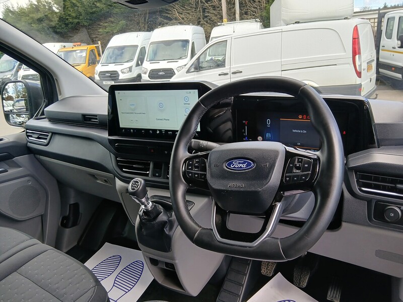 Ford 2.0 300 EcoBlue Limited Panel Van 5dr Diesel Manual L2 H1 Euro 6 (s/s) (136 ps)