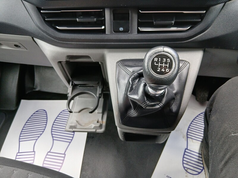 Ford 2.0 300 EcoBlue Limited Panel Van 5dr Diesel Manual L2 H1 Euro 6 (s/s) (136 ps)