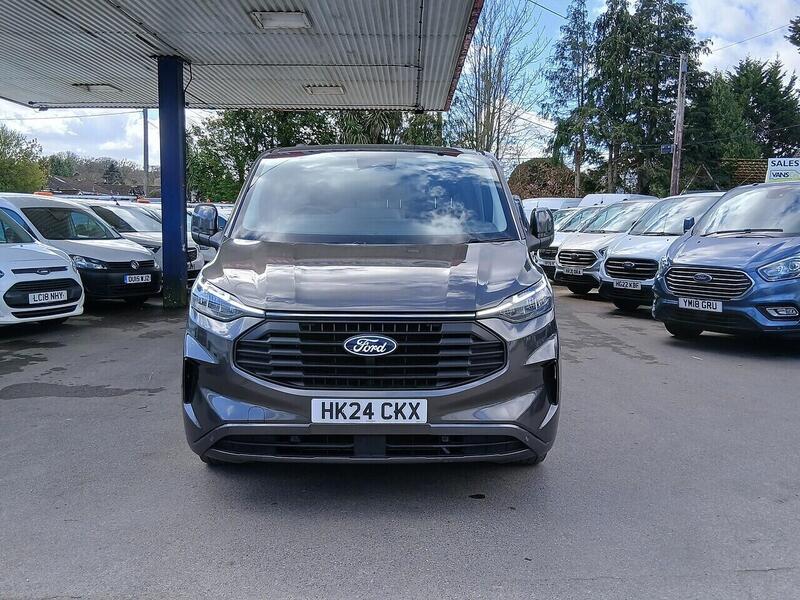 Ford 2.0 300 EcoBlue Limited Panel Van 5dr Diesel Manual L2 H1 Euro 6 (s/s) (136 ps)