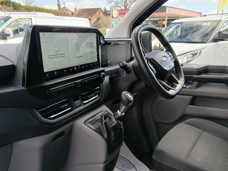 Ford 2.0 300 EcoBlue Limited Panel Van 5dr Diesel Manual L2 H1 Euro 6 (s/s) (136 ps)
