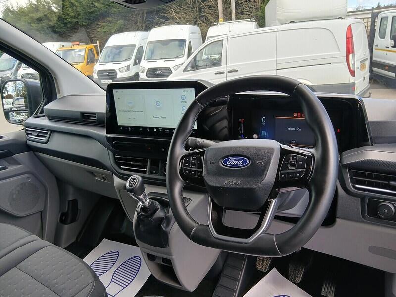 Ford 2.0 300 EcoBlue Limited Panel Van 5dr Diesel Manual L2 H1 Euro 6 (s/s) (136 ps)