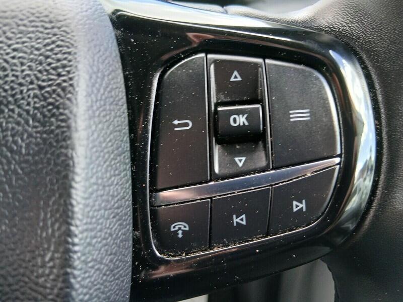 Ford 2.0 300 EcoBlue Limited Panel Van 5dr Diesel Manual L2 H1 Euro 6 (s/s) (136 ps)