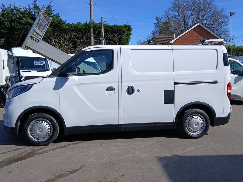 MAXUS 50.23kWh Panel Van 5dr Electric Auto FWD L1 (122 ps)