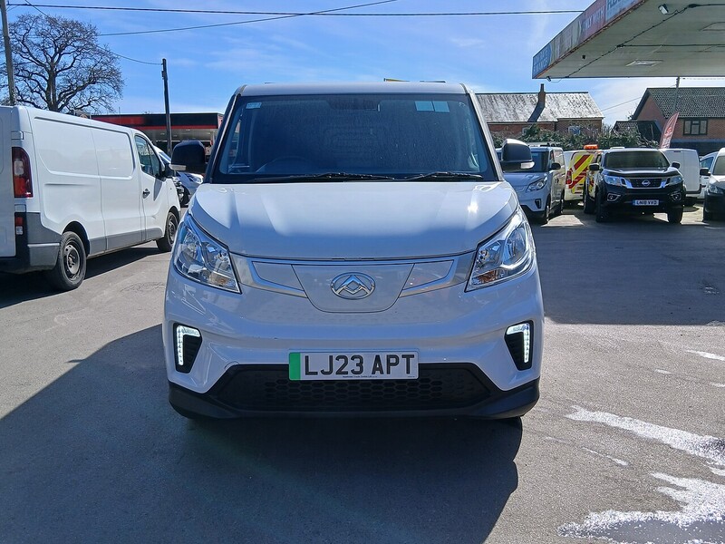 MAXUS 50.23kWh Panel Van 5dr Electric Auto FWD L1 (122 ps)