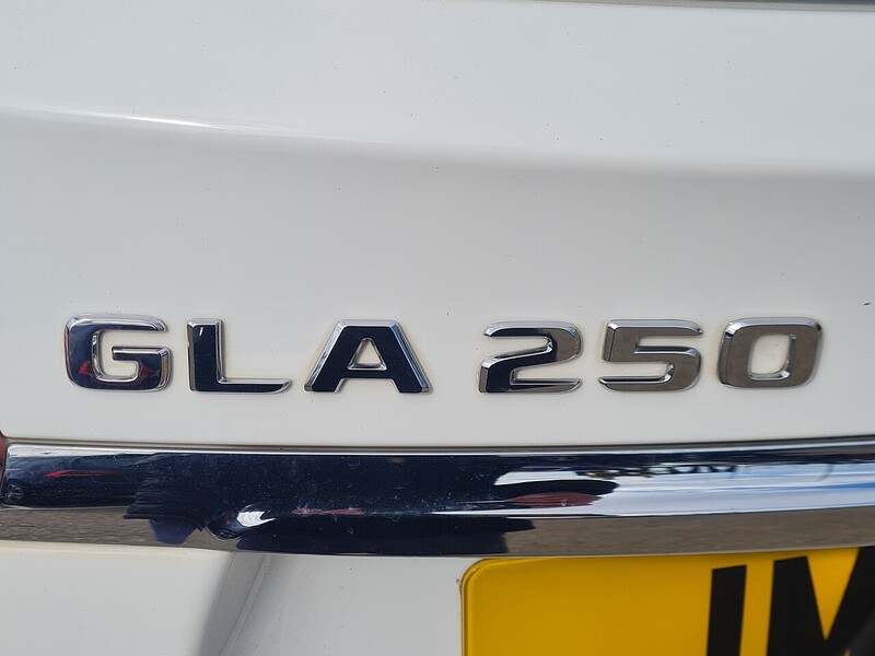 Mercedes-Benz 2.0 GLA250 Sport (Premium Plus) SUV 5dr Petrol 7G-DCT 4MATIC Euro 6 (s/s) (211 ps)