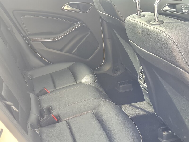 Mercedes-Benz 2.0 GLA250 Sport (Premium Plus) SUV 5dr Petrol 7G-DCT 4MATIC Euro 6 (s/s) (211 ps)