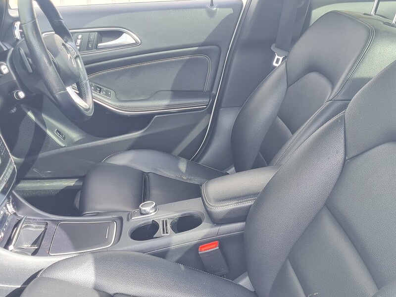 Mercedes-Benz 2.0 GLA250 Sport (Premium Plus) SUV 5dr Petrol 7G-DCT 4MATIC Euro 6 (s/s) (211 ps)