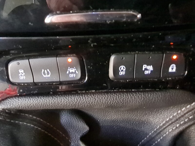 Vauxhall 1.2 Turbo Sport Nav SUV 5dr Petrol Manual Euro 6 (s/s) (130 ps)