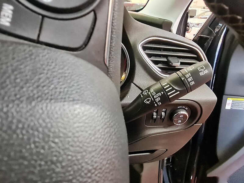 Vauxhall 1.2 Turbo Sport Nav SUV 5dr Petrol Manual Euro 6 (s/s) (130 ps)