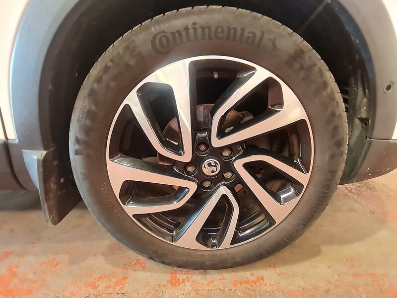 Vauxhall 1.2 Turbo Elite Nav SUV 5dr Petrol Auto 8Spd Euro 6 (s/s) (130 ps)